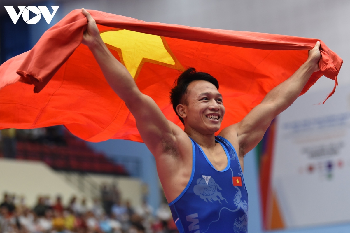 Một chiến thắng dễ dàng của Nguyễn Xuân Định, đội tuyển vật Việt Nam tiếp tục nối dài chuỗi huy chương vàng lên con số 15. 