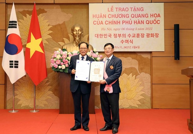 former official honoured with rok s grand gwanghwa medal picture 1