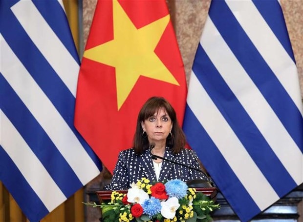 greek president wraps up official visit to vietnam picture 1