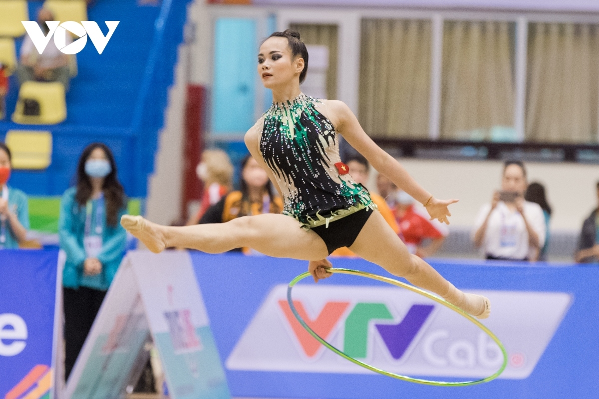 exquisite talent on show at sea games 31 s artistic gymnastics picture 4