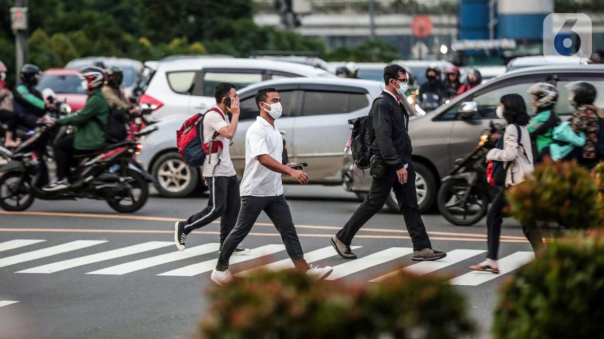 indonesia cho phep bo khau trang ngoai troi hinh anh 1