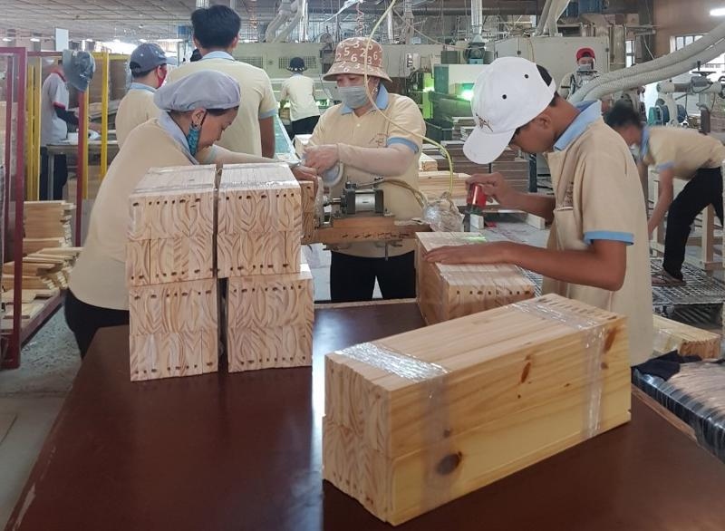 us initiates probe into wooden cabinets imported from vietnam picture 1