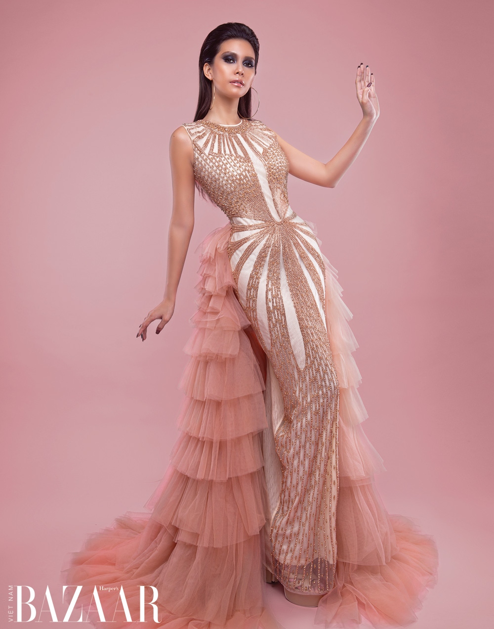 tiểu vy, võ hoàng yến tái xuất sàn diễn cùng hoa hậu toàn cầu 2019 hình ảnh 4 tieu vy, vo hoang yen tai xuat san dien cung hoa hau toan cau 2019 hinh anh 4