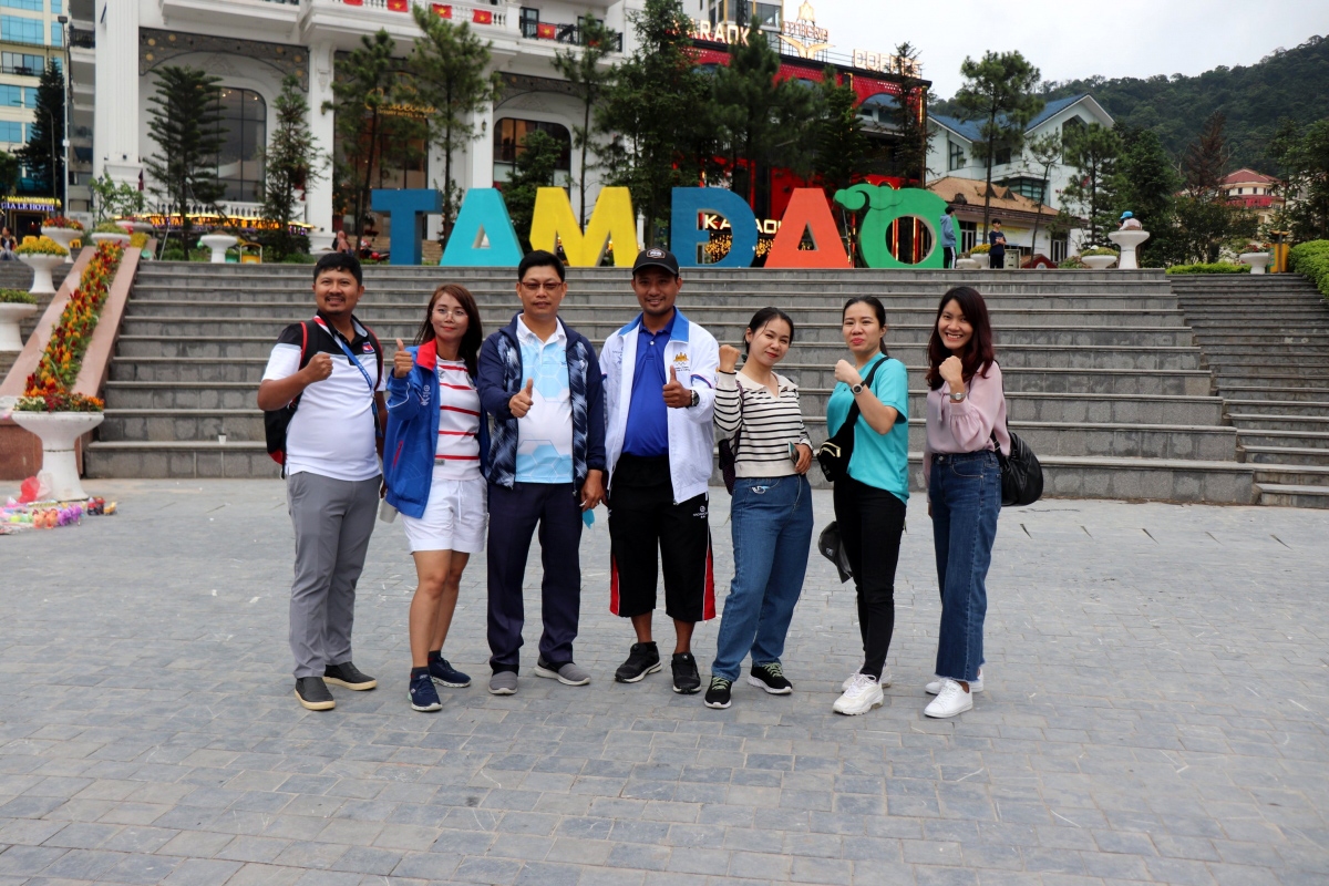 International referees, coaches and athletes are eager to discover the ins and outs of Tam Dao tourist resort in Vinh Phuc.