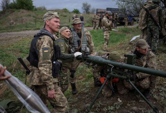 Ukraine thay thế chỉ huy Lực lượng Phòng vệ Lãnh thổ khi xung đột ...