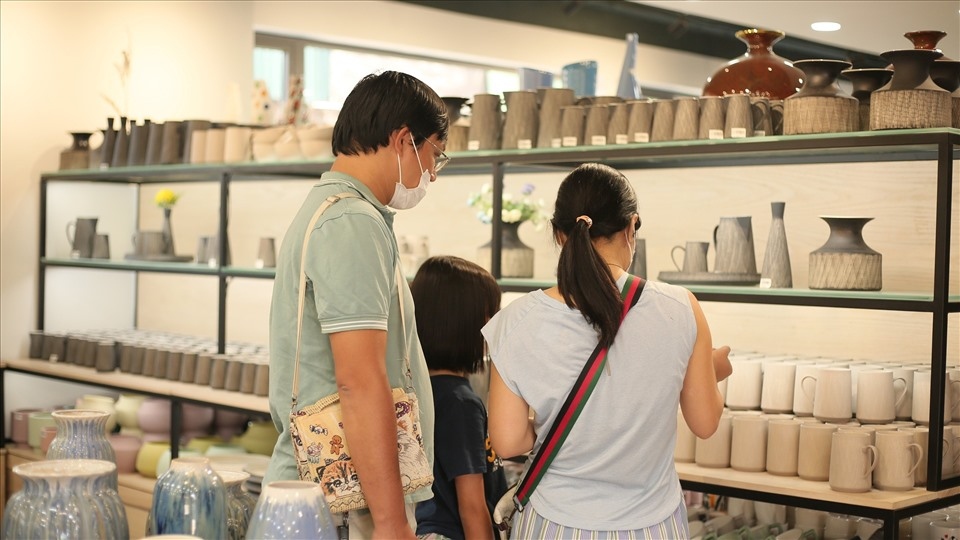 unique ceramics museum in hanoi attracts visitors picture 4 unique ceramics museum in hanoi attracts visitors picture 4