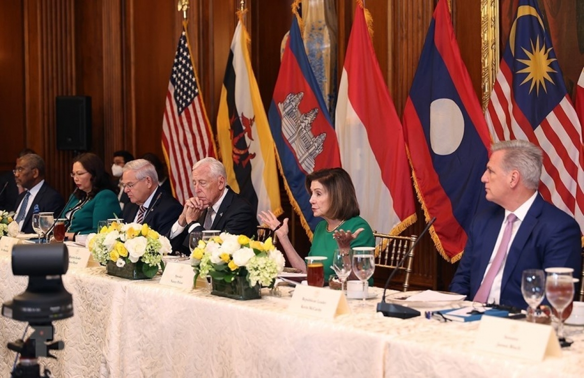 Regarding the significant role of the bloc for the sake of  peace, stability, and development in the region, US parliamentarians affirmed their support for the central role of the association, thereby pledging to work to bolster the US’s active, constructive, and responsible engagement in matters of regional co-operation.