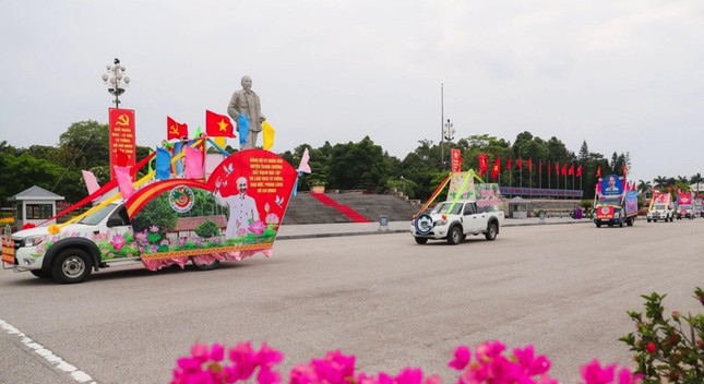 festival honouring president ho chi minh opens in nghe an picture 1