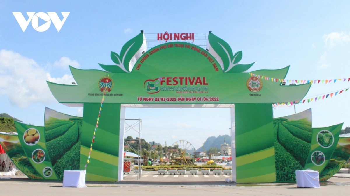 first festival promotes ocop products in vietnam picture 1