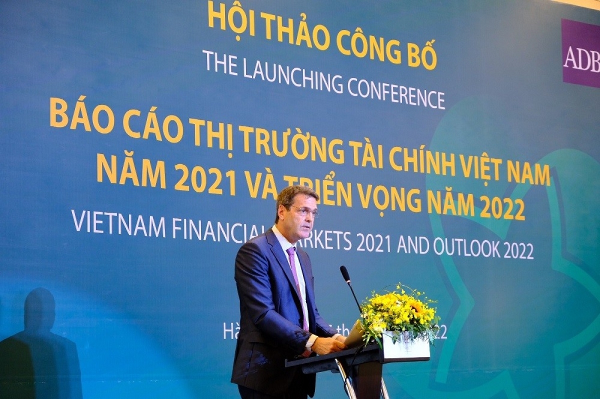 vietnam financial markets up and running on economic recovery in 2022 picture 1