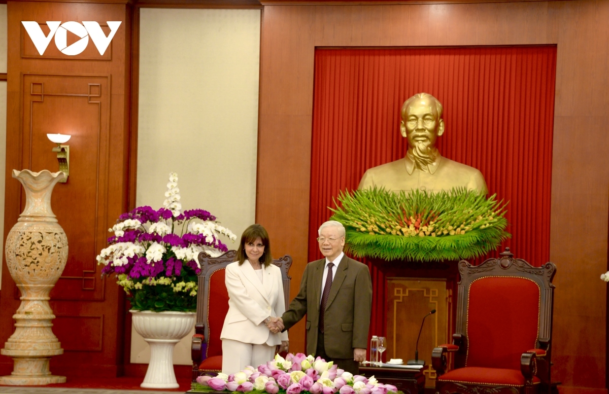 vietnam treasures time-honoured friendship with greece picture 2