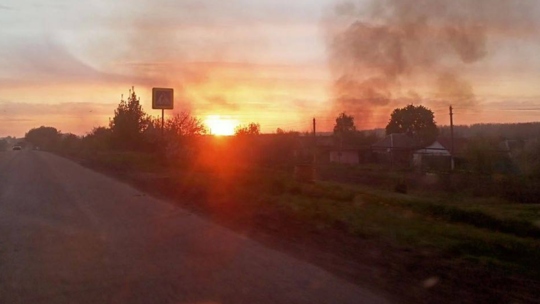 Solokhi, một ngôi làng gần biên giới ở khu vực Belgorod, bị nã pháo. Ảnh: Telegram