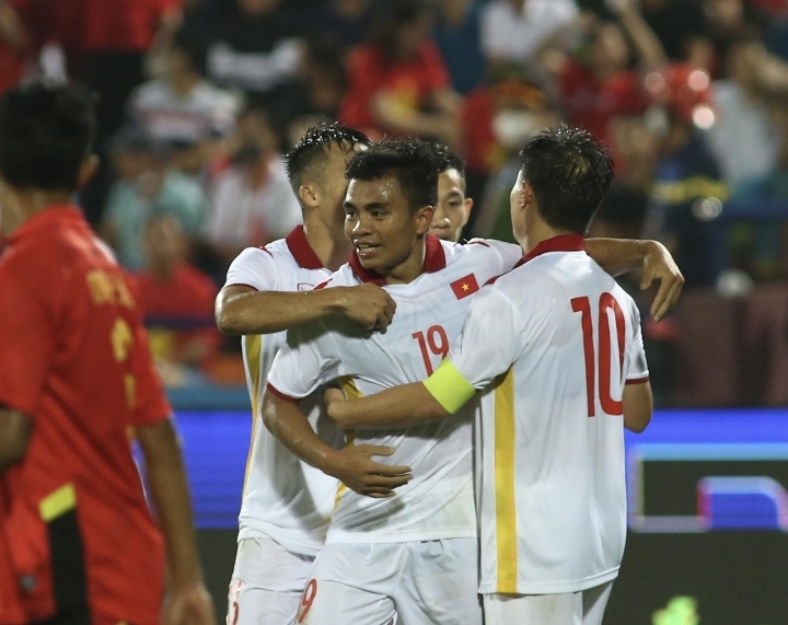 sea games 31 u23 vietnam vs u23 malaysia in semi-finals picture 1