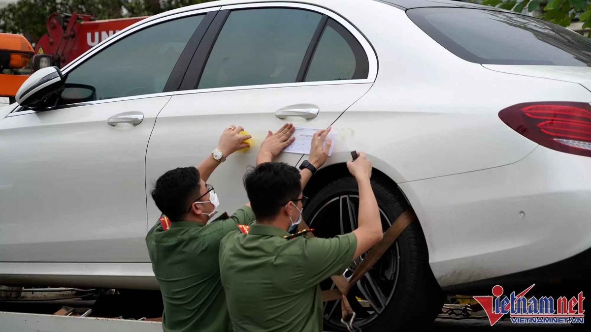 bắt cựu chủ tịch tp hạ long và chuyện gia sản cán bộ sai phạm hình ảnh 1 bat cuu chu tich tp ha long va chuyen gia san can bo sai pham hinh anh 1