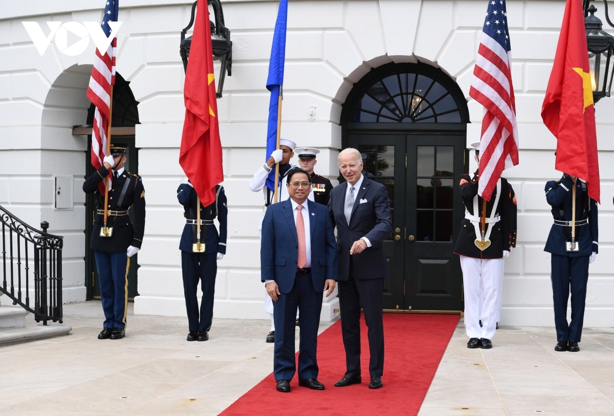 pm chinh attends banquet hosted by us president joe biden picture 1