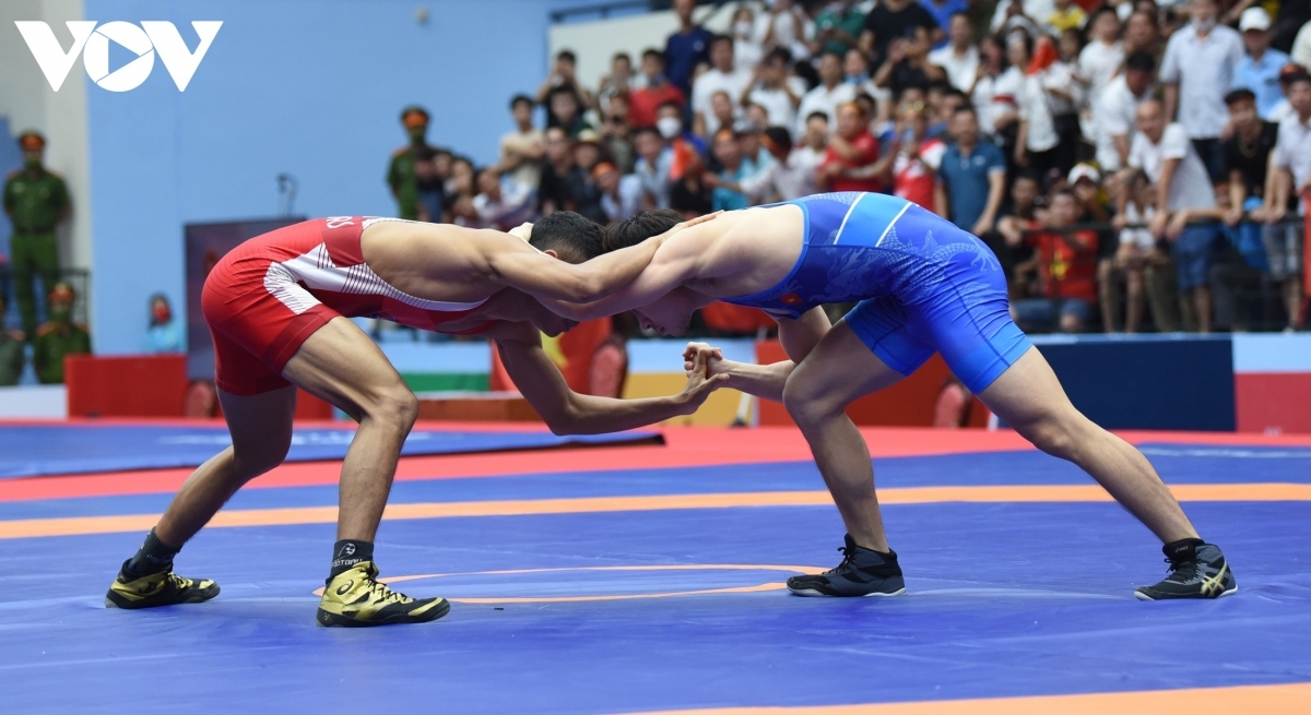 wrestling team brings home 17 golds at sea games 31 picture 3