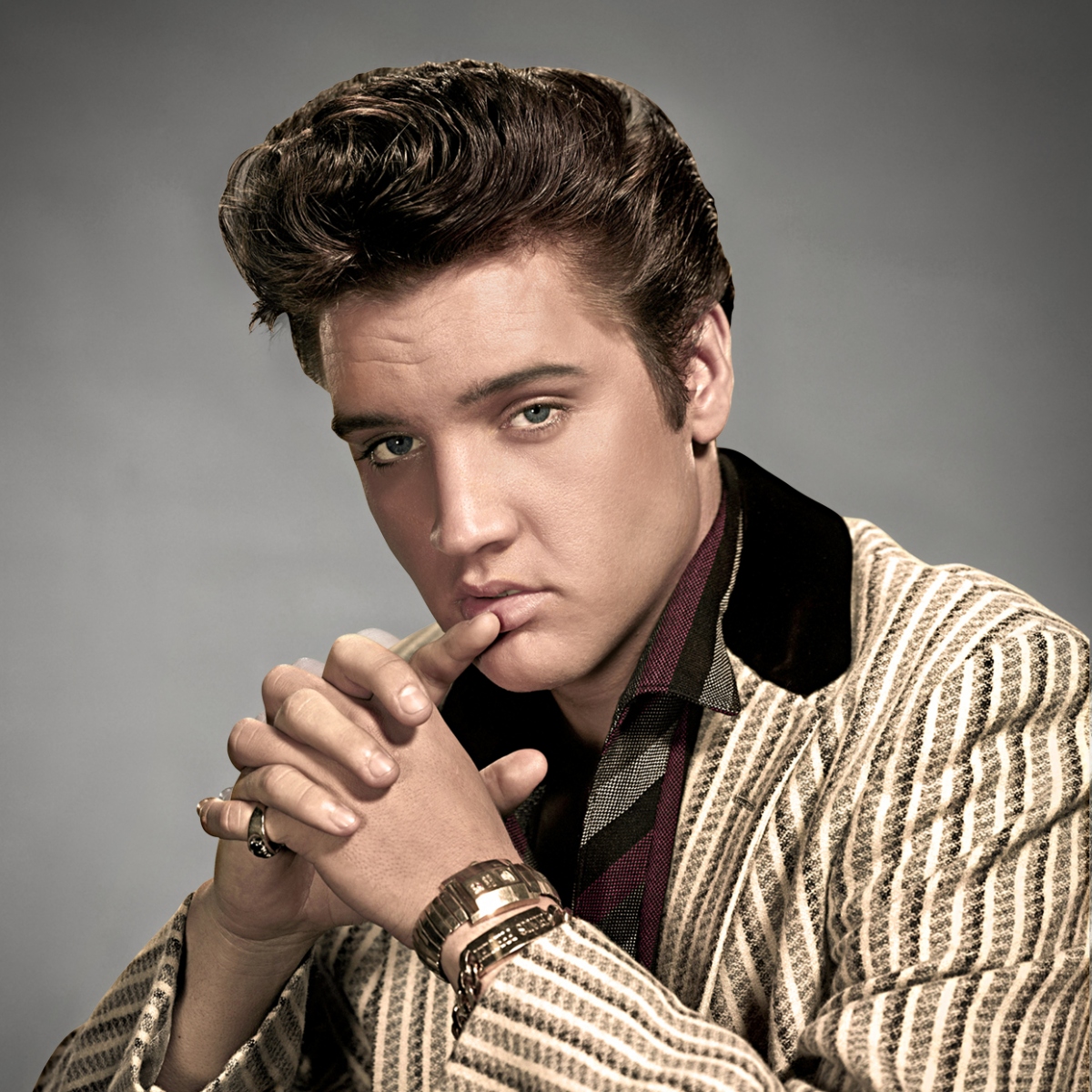 elvis presley - tu cau be ngheo den Ong hoang nhac rock and roll hinh anh 3