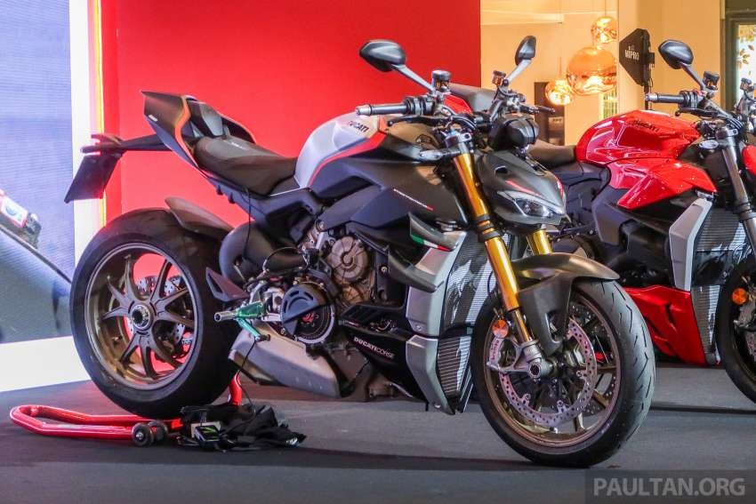 can canh ducati streetfighter v4sp 2022 gia hon 1,2 ty dong hinh anh 1