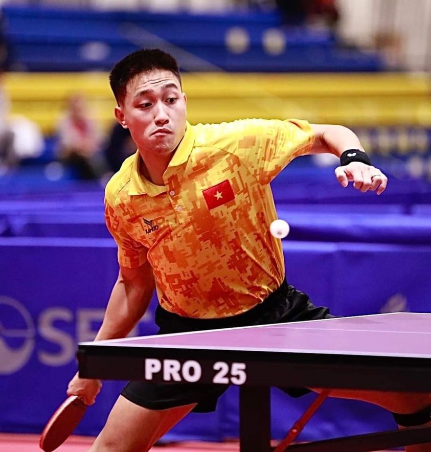 local player claims silver medal at regional table tennis tournament picture 1