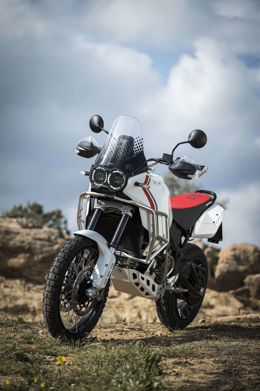 ducati desert-x 2023 - mau xe cho nguoi thich kham pha hinh anh 3