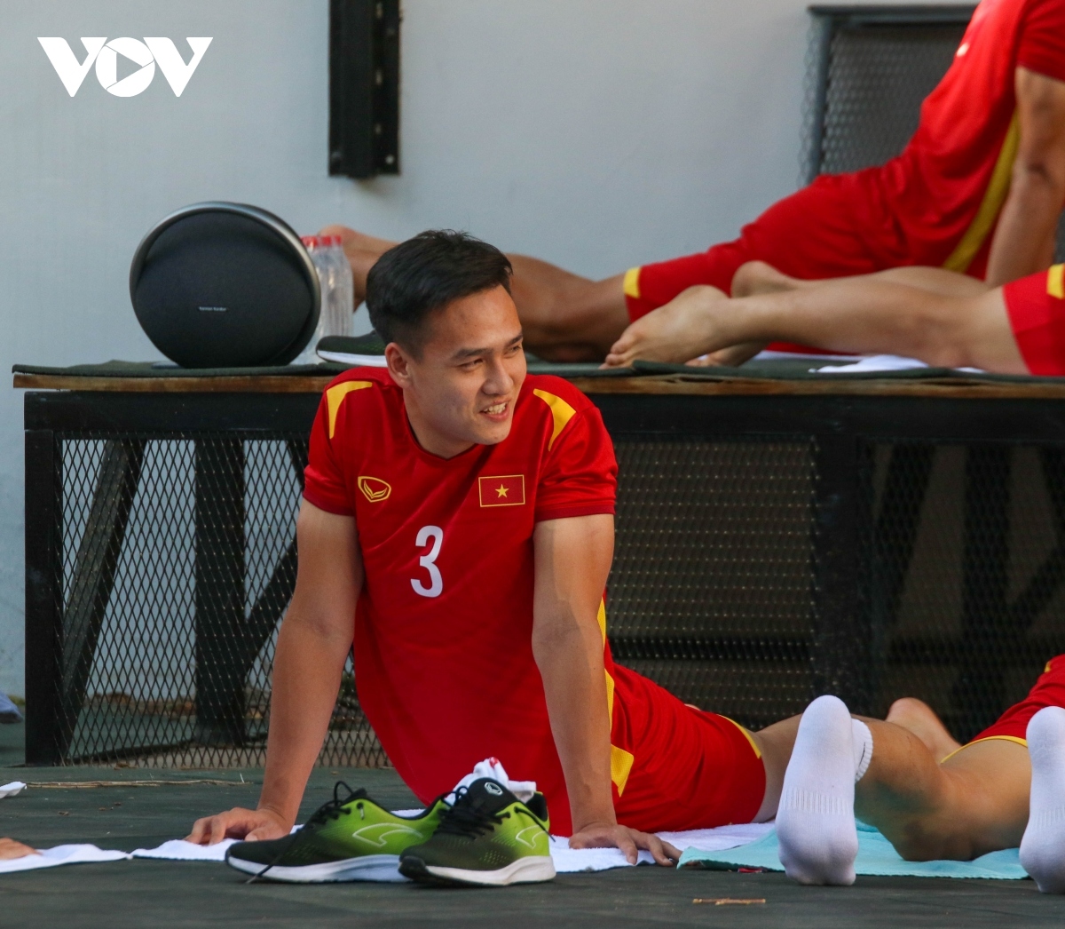 vietnamese players join recovery session after thailand clash picture 6