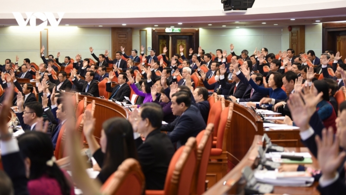 party central committee holds extraordinary meeting picture 1