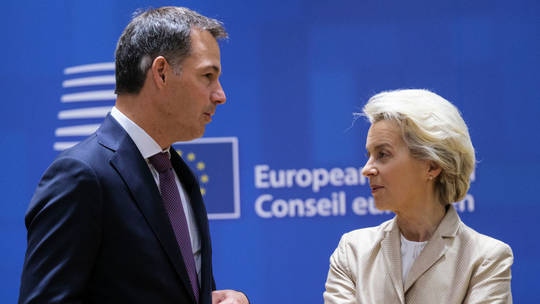 Thủ tướng Bỉ Alexander De Croo và Chủ tịch Ủy ban châu Âu Ursula von der Leyen, Ảnh: Getty