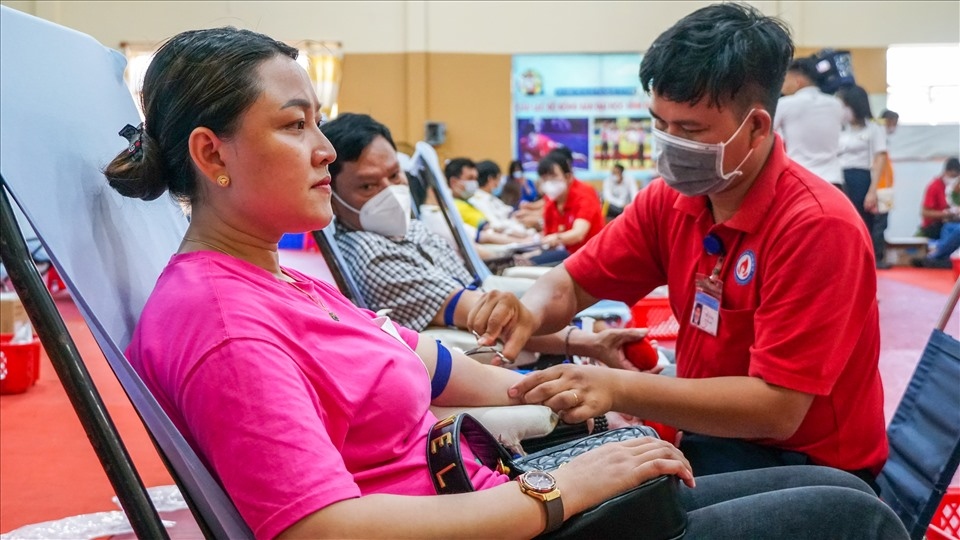 largest blood donation campaign launched in ca mau picture 5