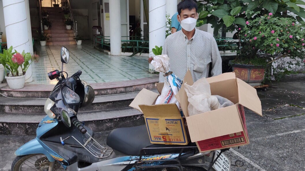 khoi to doi tuong van chuyen dong vat hoang da qui hiem hinh anh 1