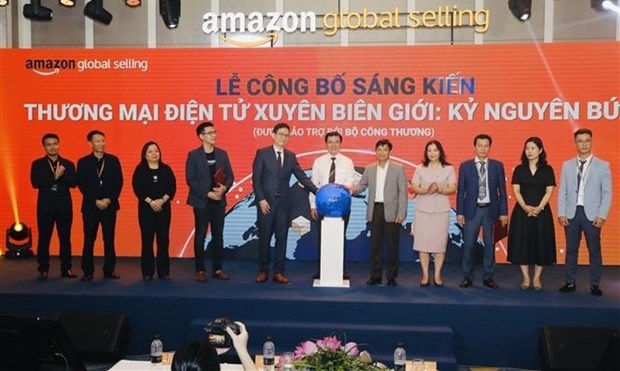 amazon initiative helps boost cross-border e-commerce in vietnam picture 1