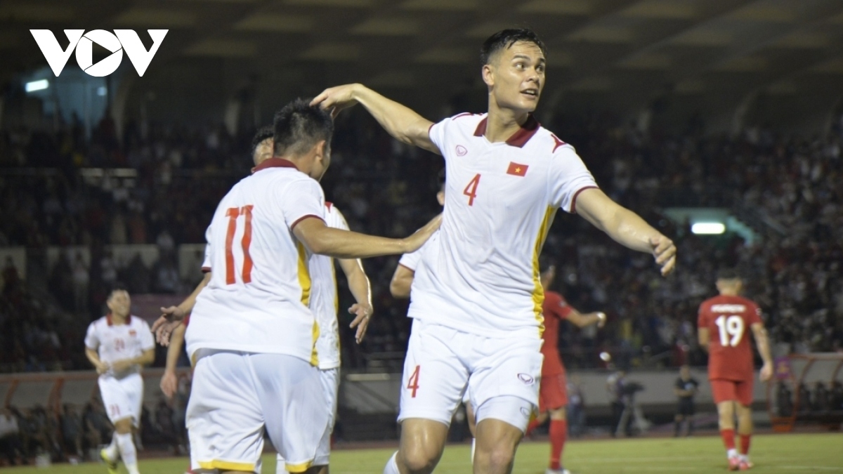 vietnam drop one place in latest fifa rankings picture 1