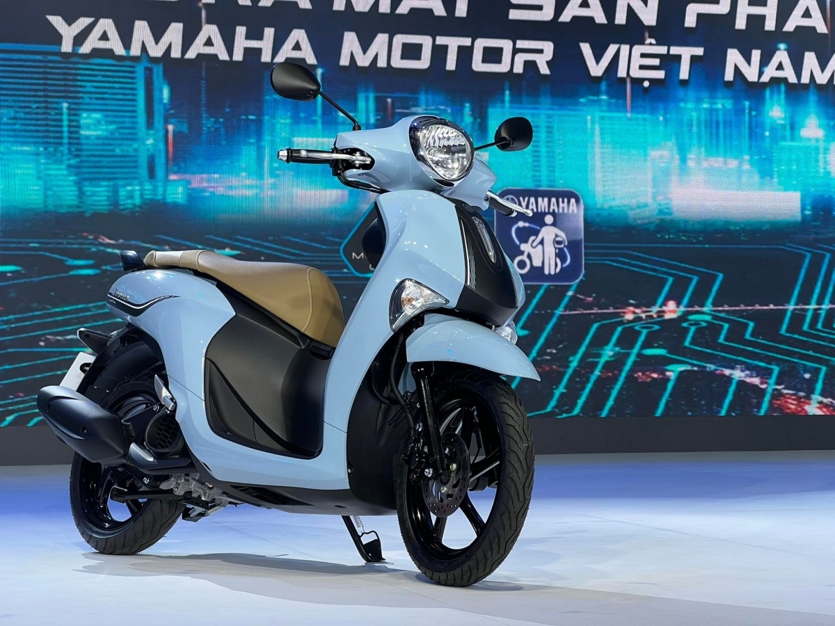 sau honda, den luot xe may tay ga yamaha bi chenh gia hinh anh 1