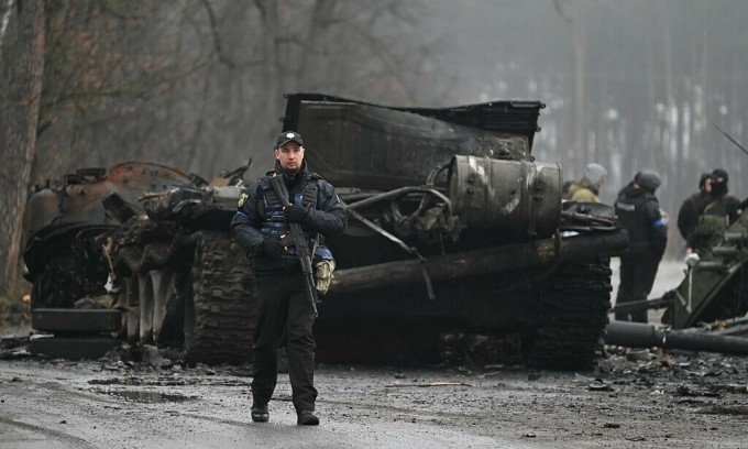 giao tranh ac liet tai donbass boc lo han che cua ca nga va ukraine hinh anh 2