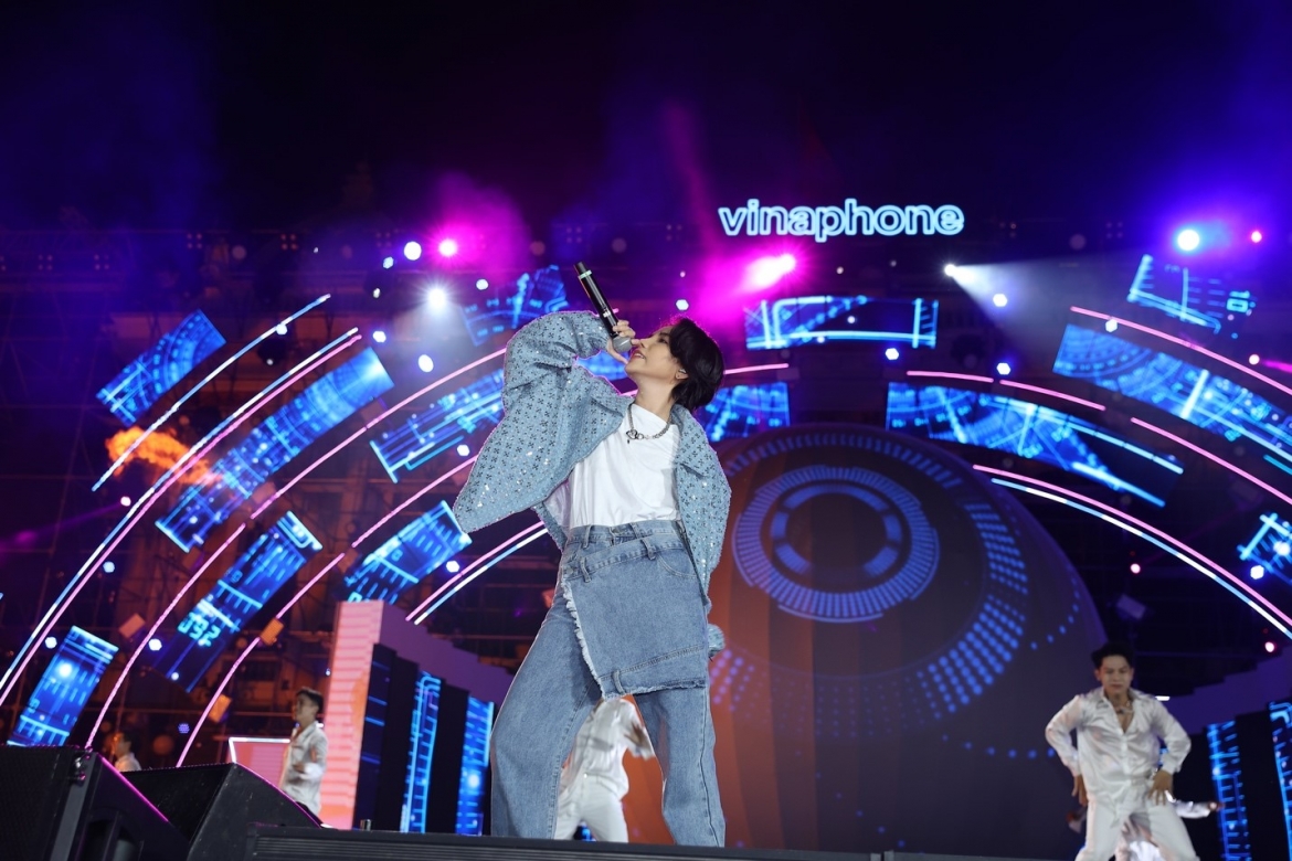 Dai nhac hoi cua vinaphone thoa man con khat am nhac soi dong cua gioi tre hinh anh 8