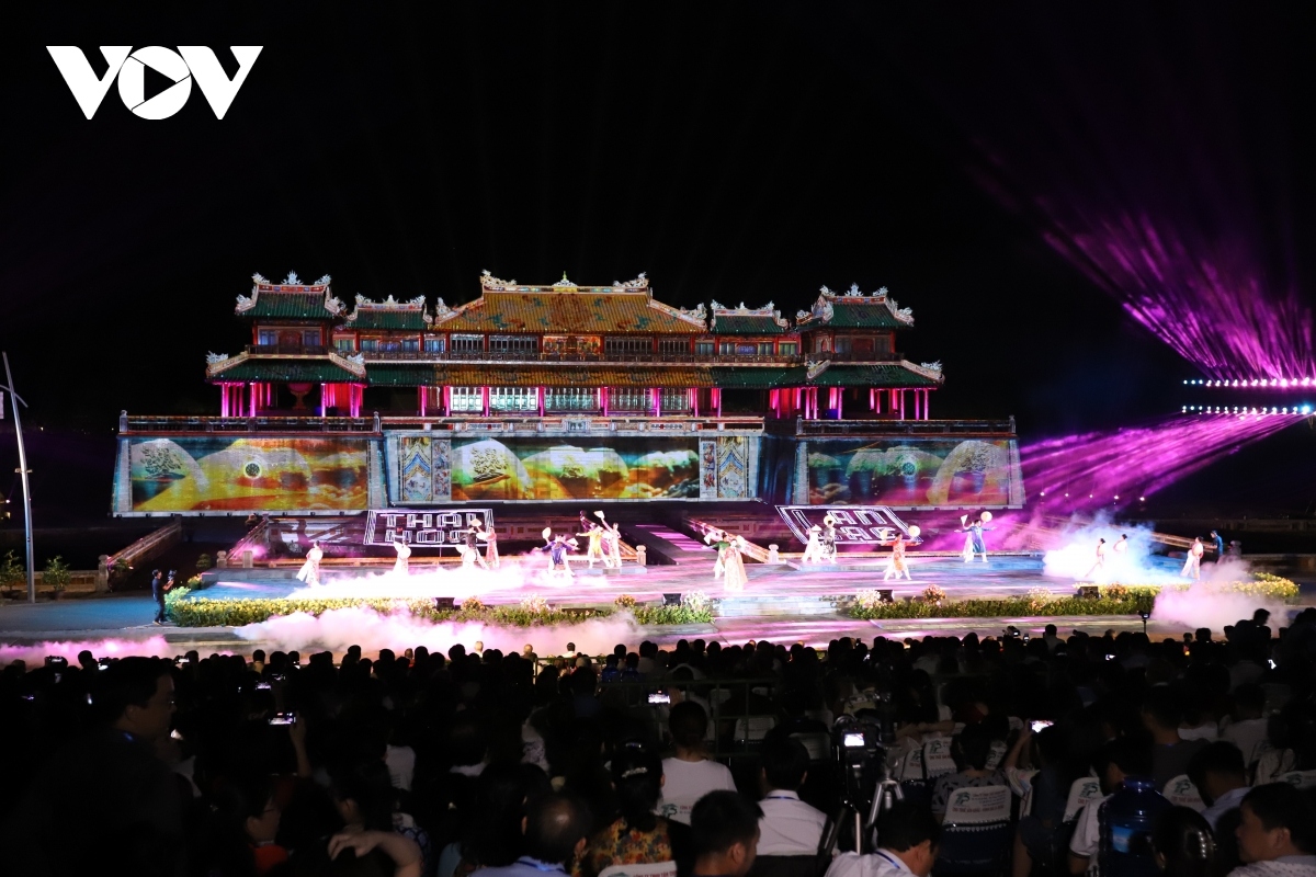 impressive opening night of hue festival 2022 picture 1