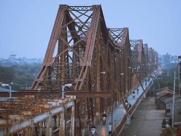 ministry asks for urgent repair of french-era bridge picture 1