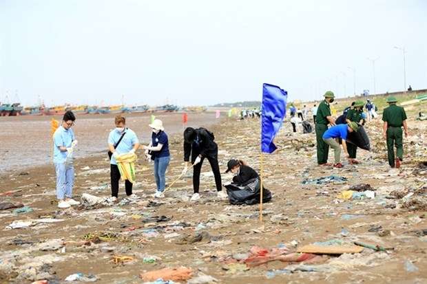 more effort needed on plastic ocean waste experts picture 1
