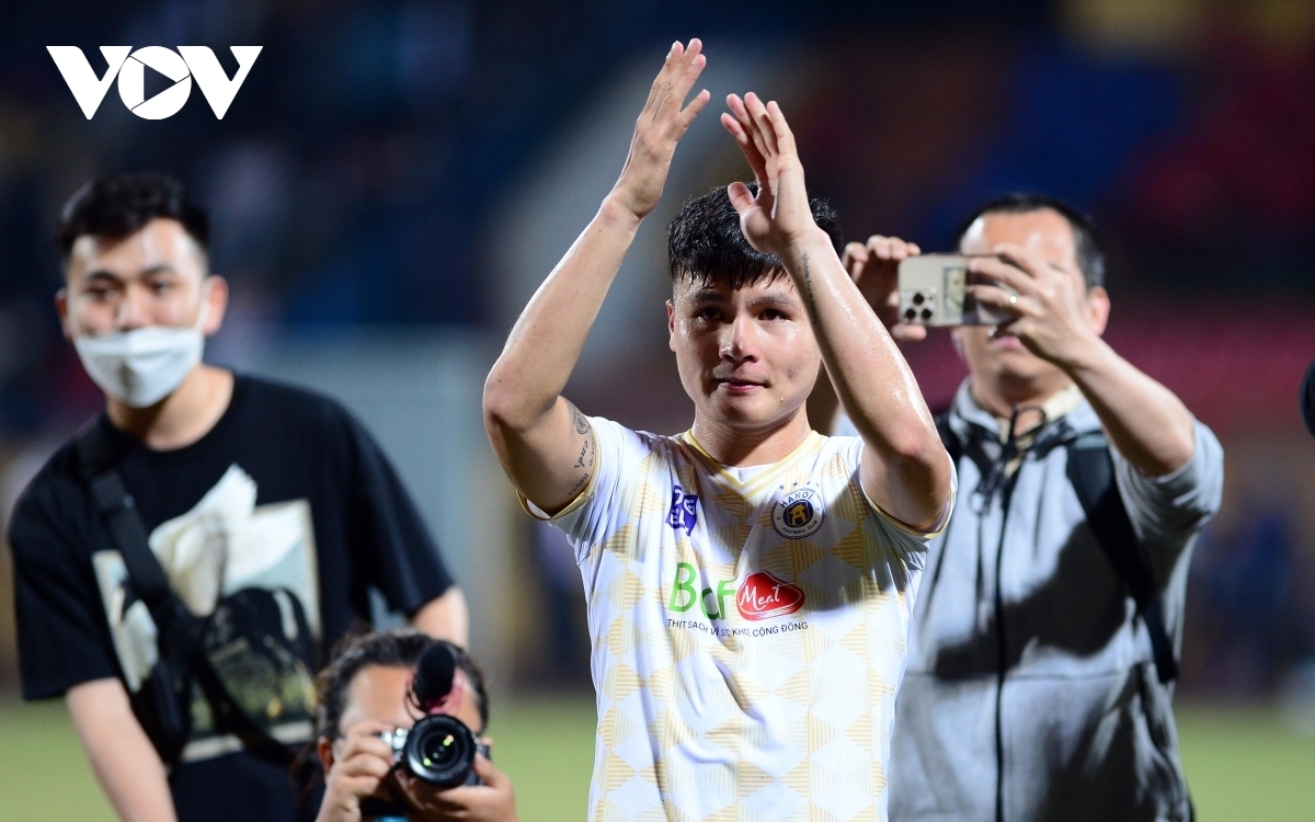 nam Dinh ha noi fc dan sao u23 viet nam khoa lap khoang trong cua quang hai hinh anh 1