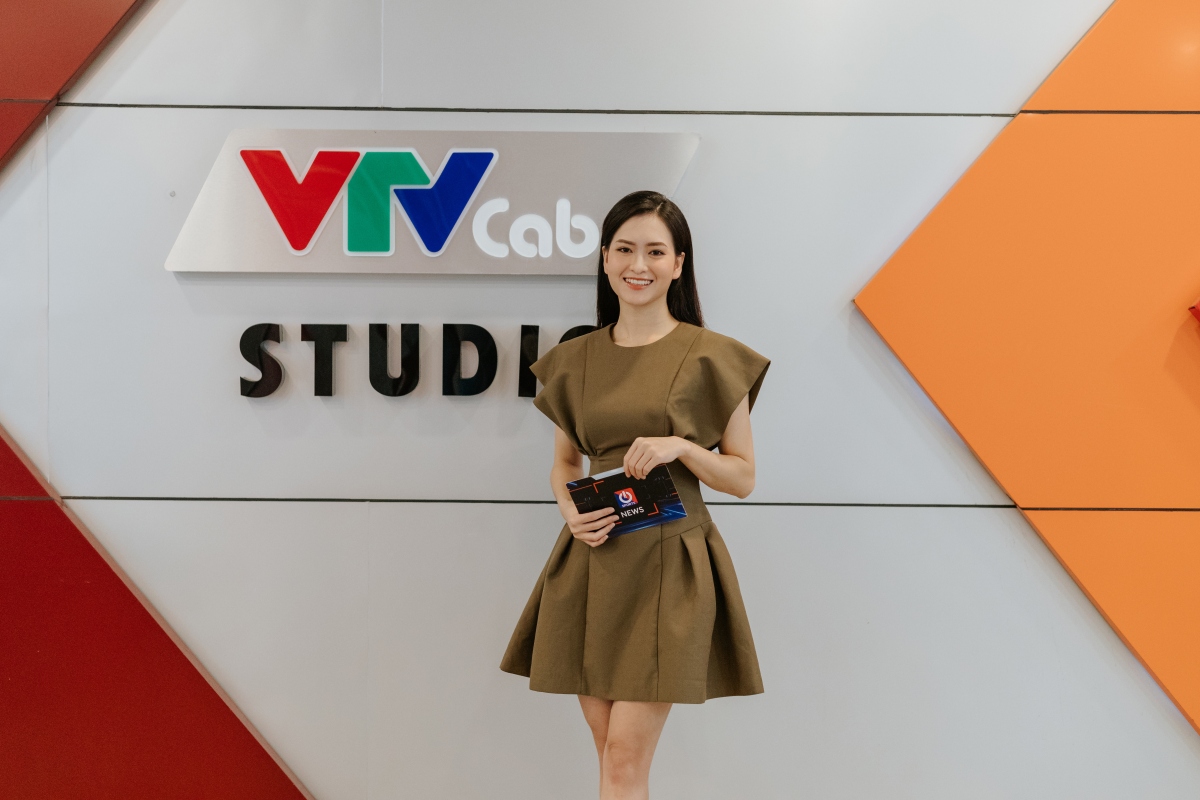 Nhan sắc xinh đẹp của Á khôi Hồng Anh - nữ MC thể thao VTVCab