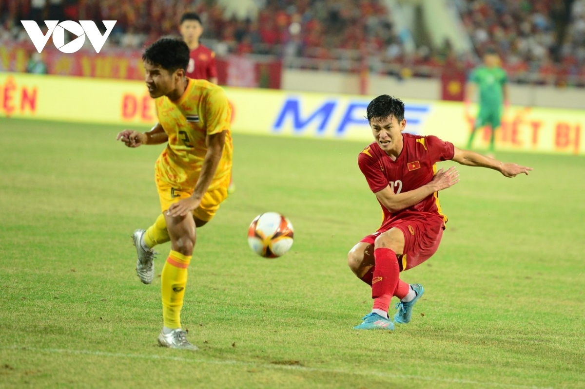 phan tuan tai ve viettel fc da v-league 2022 sau khi toa sang o u23 viet nam hinh anh 1