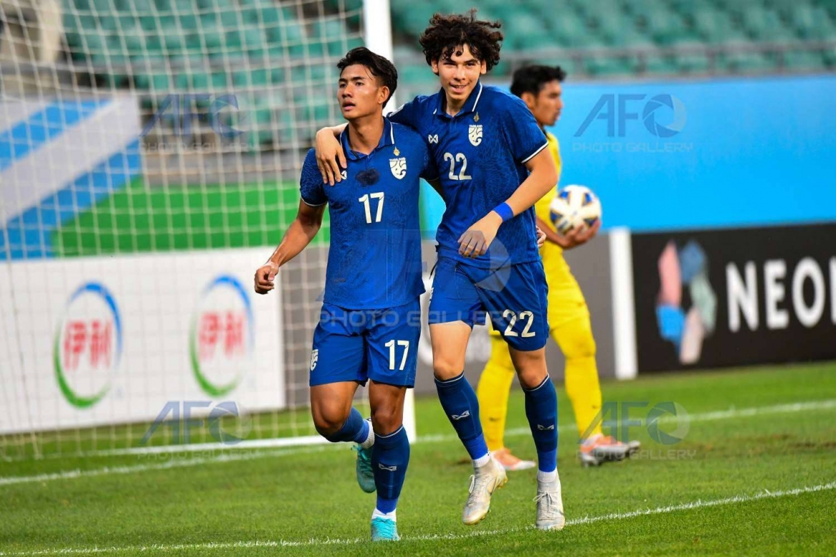 thang dam u23 malaysia, u23 thai lan day u23 viet nam vao the kho hinh anh 5