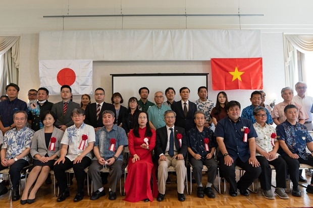 vietnamese association makes debut in japan s okinawa prefecture picture 1