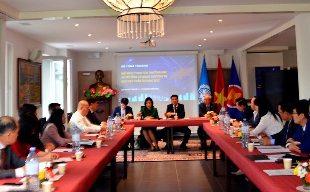 meeting of vietnamese trade counsellors aims to boost exports to europe picture 1