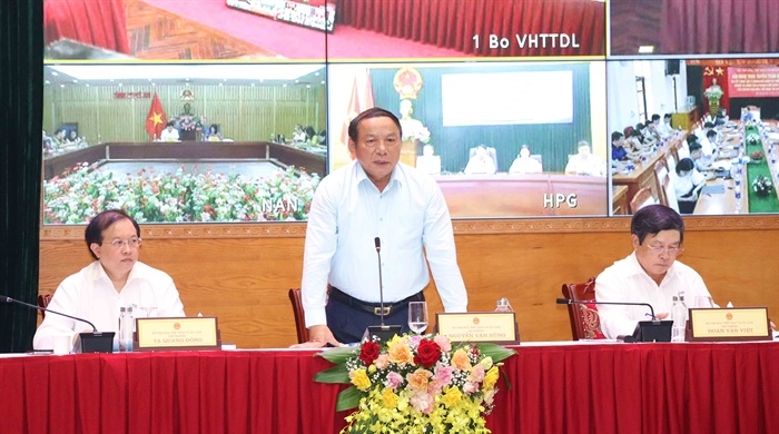 bo truong nguyen van hung moi truong van hoa co so la dong luc cua phat trien hinh anh 1