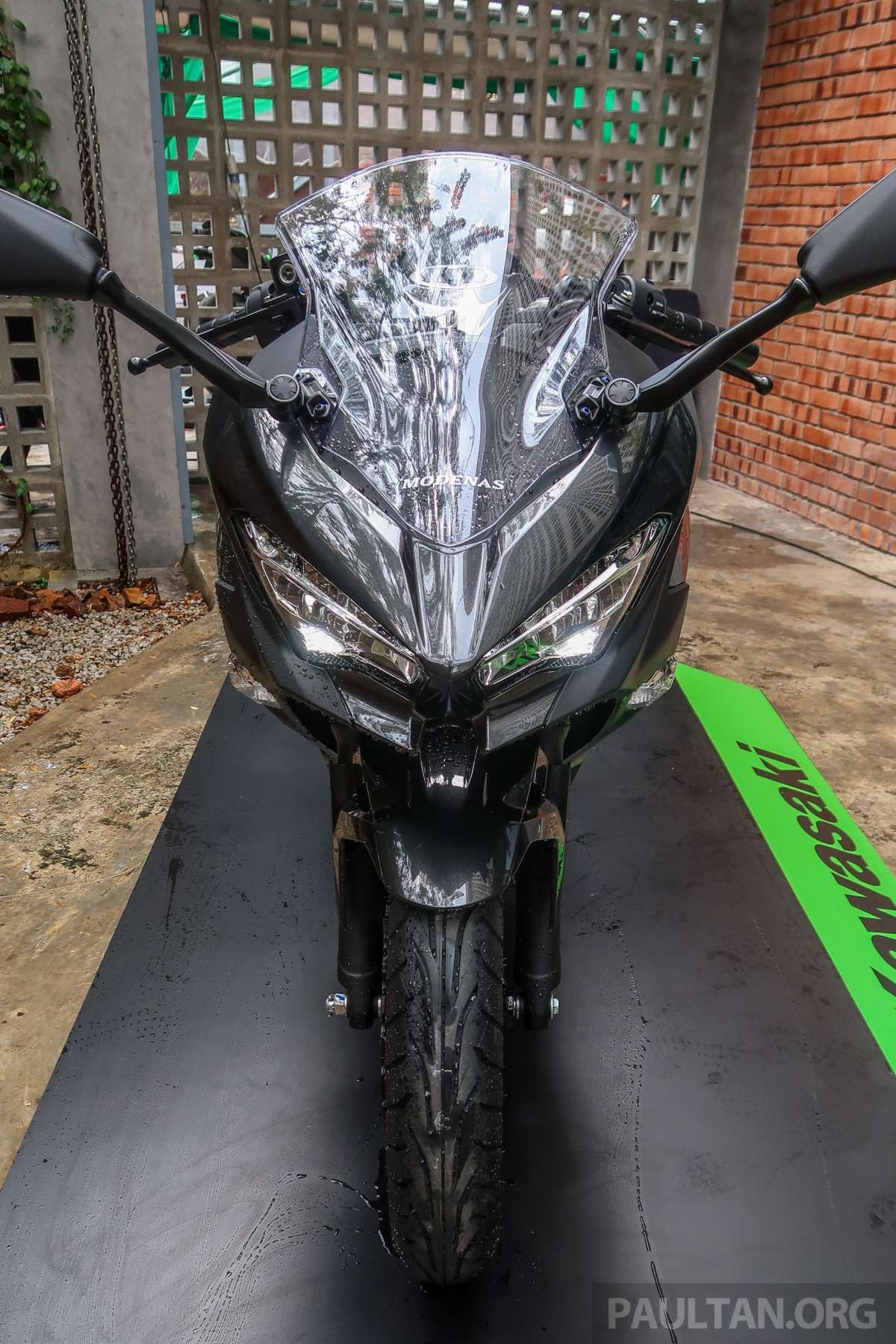 Ngắm nakedbike Kawasaki Z250 2019 dành riêng cho ĐNA