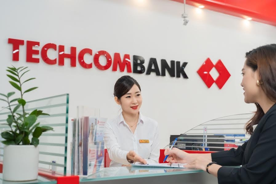techcombank duoc the asian banker vinh danh hinh anh 1