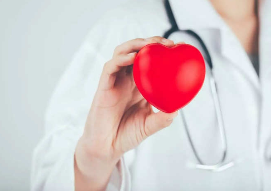 Nên đi bộ bao nhiêu bước để giảm nguy cơ mắc bệnh tim?