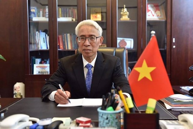 ambassador highlights new strides in vietnam - china relations picture 1