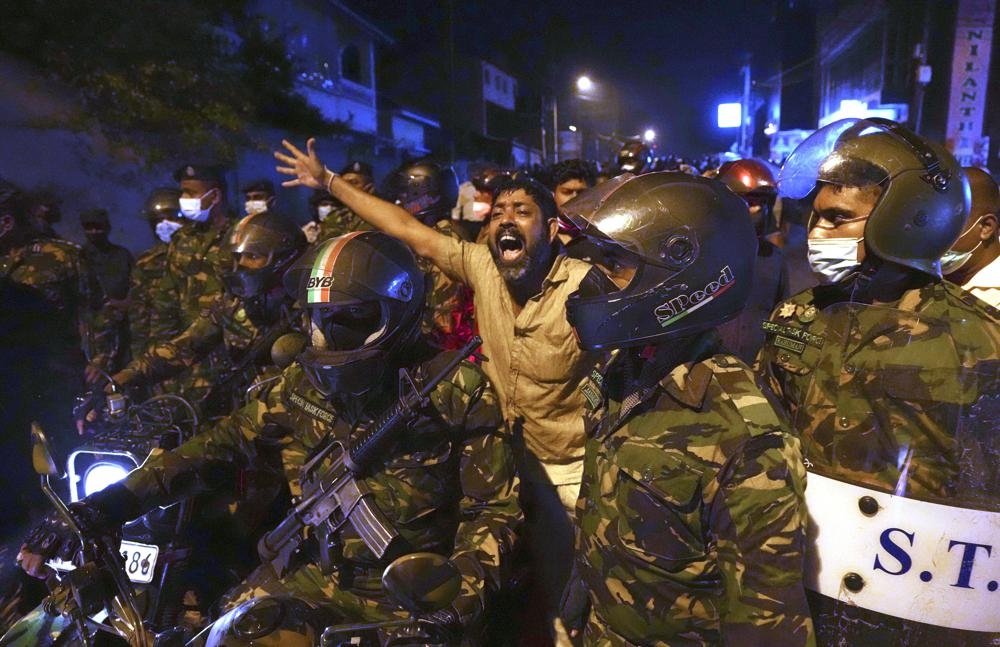 Sri Lanka: Hồi chuông cảnh báo cho những quốc gia ngập trong nợ nần