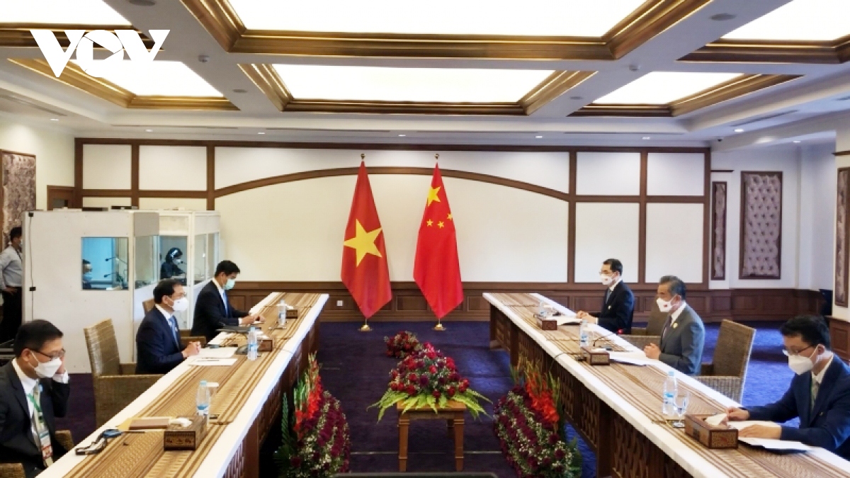 china wishes to enhance political trust with vietnam, says wang yi picture 2